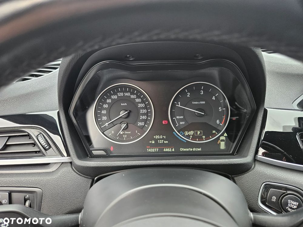 BMW X1 xDrive20d Sport Line - 13