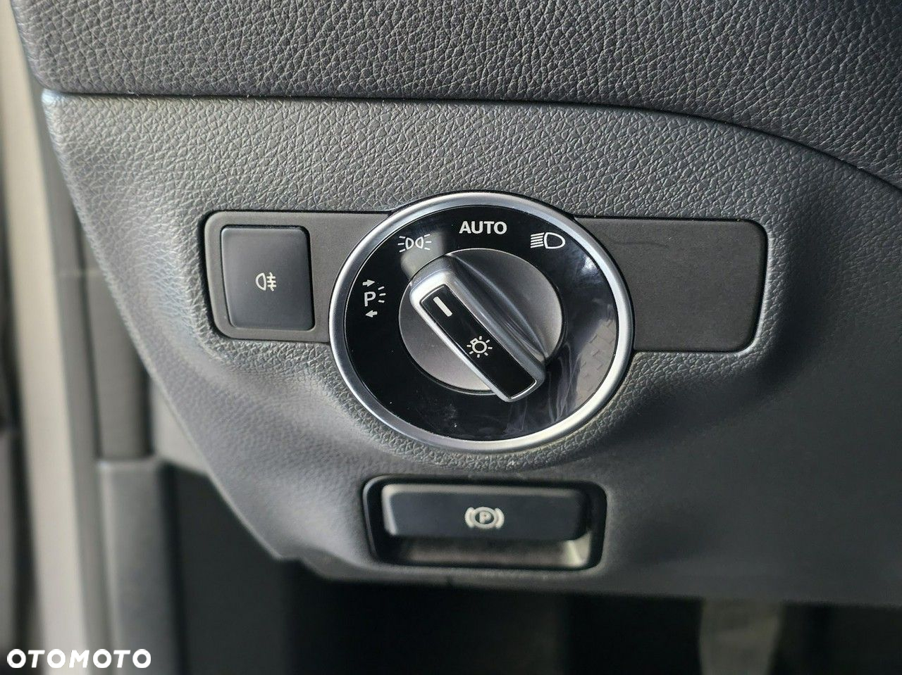 Mercedes-Benz CLA 200 AMG Line - 30