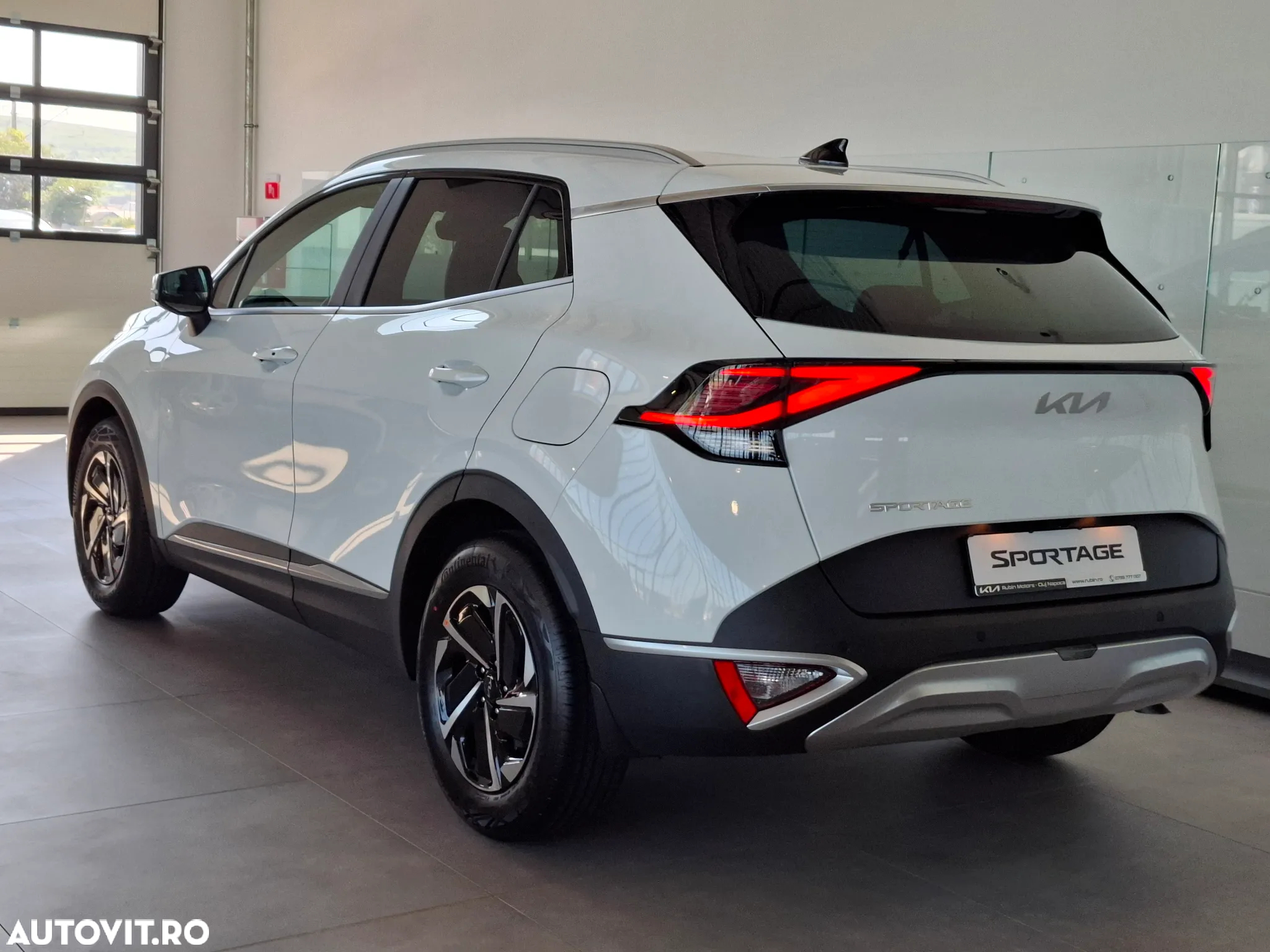 Kia Sportage 1.6 T-GDI 7DCT HP 4x2 MHEV Style - 3