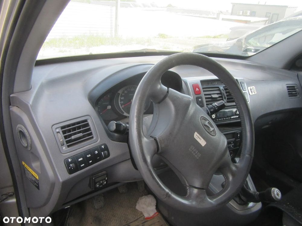DESKA ROZDZIELCZA KOKPIT PASY PODUSZKI NAPINACE Hyundai Tucson 2005 Wszystkie części - 1