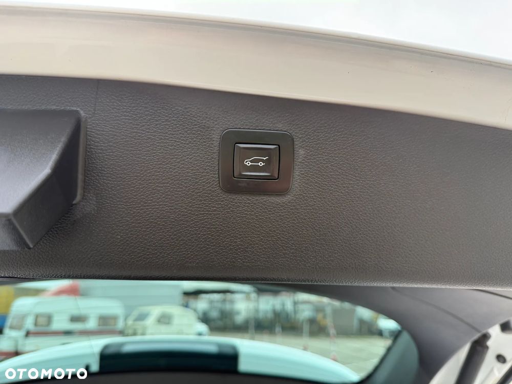 Opel Astra 1.4 Turbo Start/Stop Innovation - 32