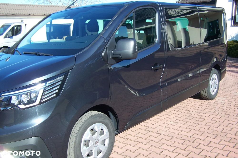 Renault Trafic 2.0 dCi - 17