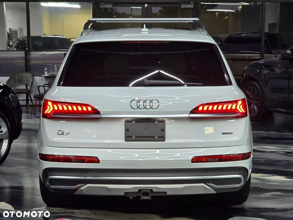 Audi Q7 - 8