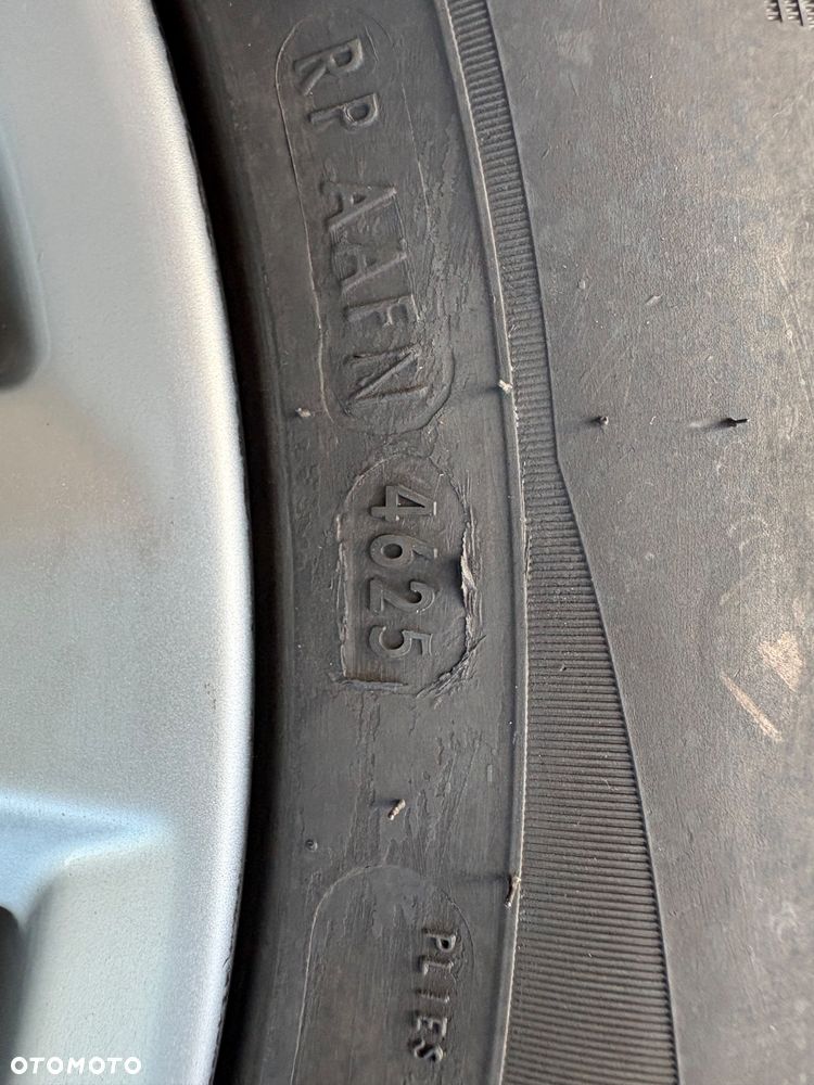Toyota Corolla 1.8 Hybrid Comfort - 9