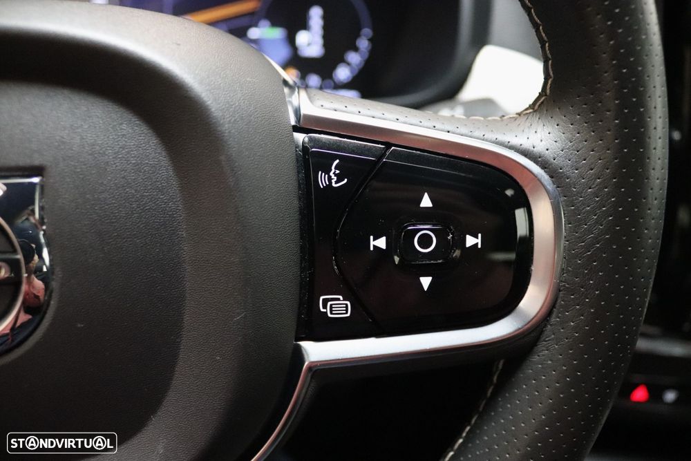 Volvo S90 2.0 T8 R-Design AWD Geartronic - 19