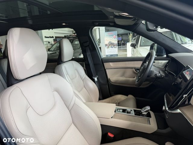 Volvo XC 90 B5 B AWD Ultra Bright 7os - 28