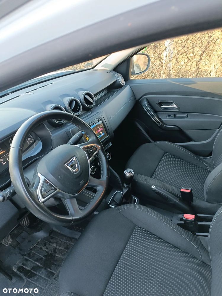 Dacia Duster 1.6 SCe Access S&S - 3