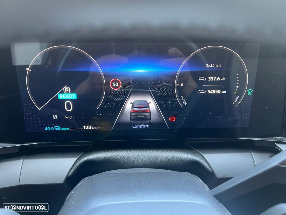 Renault Mégane E-Tech 220 Comfort Range Iconic - 3