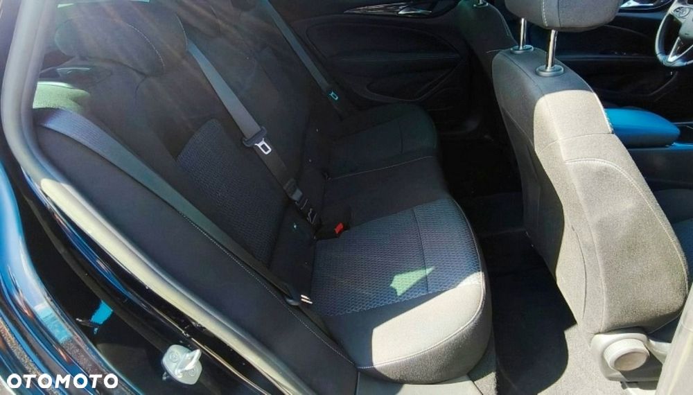 Opel Insignia - 14
