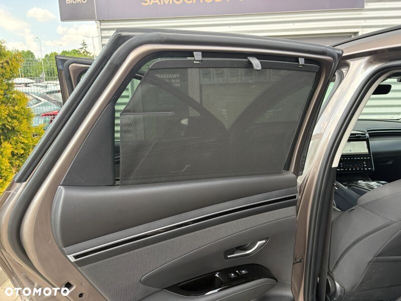 Hyundai Tucson 1.6 T-GDi HEV Platinum 2WD - 17