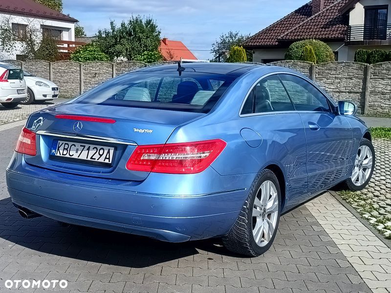 Mercedes-Benz Klasa E - 16