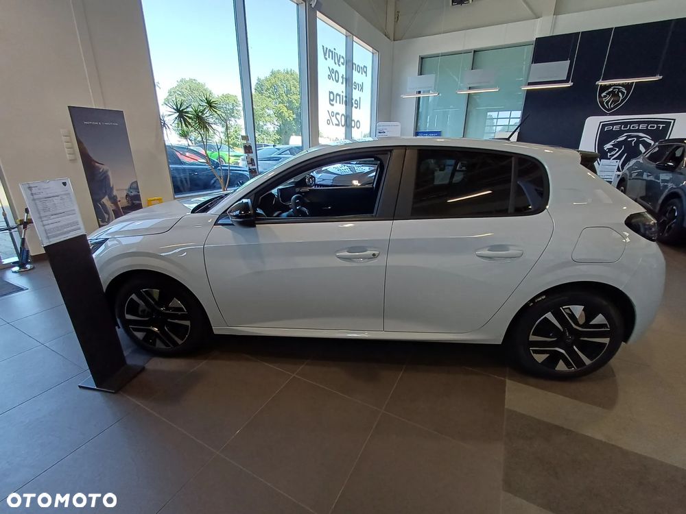 Peugeot 208 - 14