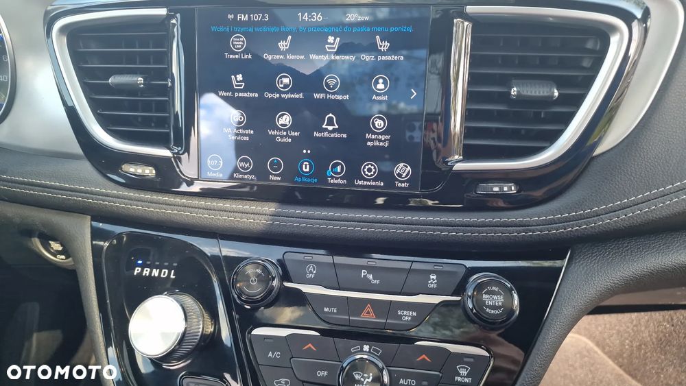 Chrysler Pacifica - 20