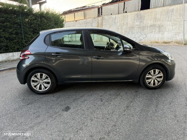 Peugeot 208 1.4 HDi Access - 5