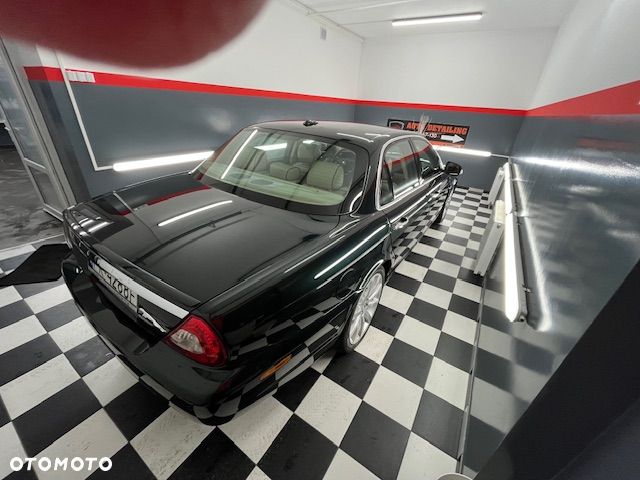 Jaguar XJ XJ6 2.7 Twin Turbo Executive Last Edition - 24