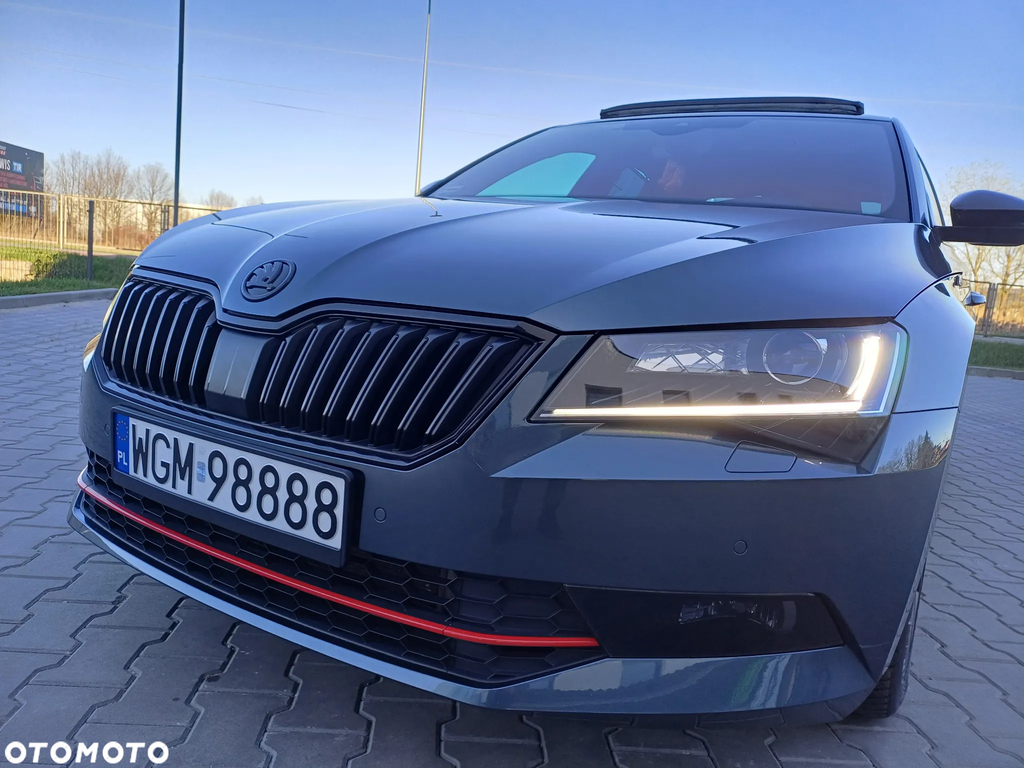 Skoda Superb 2.0 TSI Sportline DSG - 21