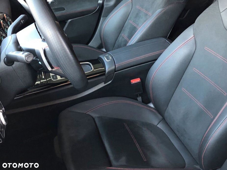 Mercedes-Benz CLA - 9