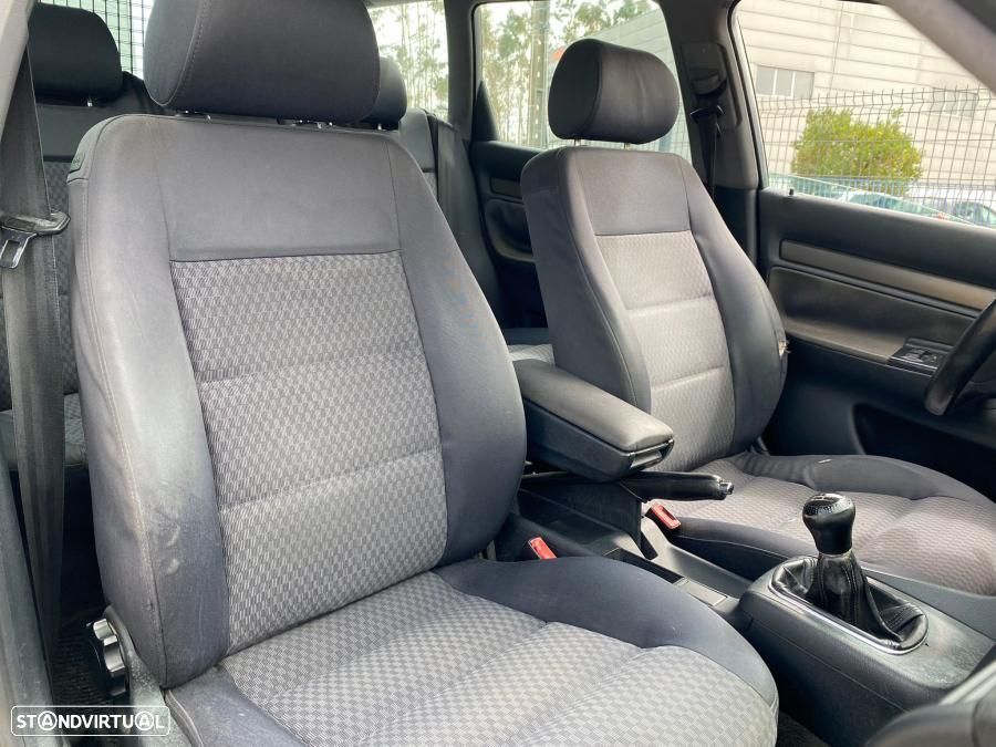 Audi A4 Avant 1.9 TDi - 8