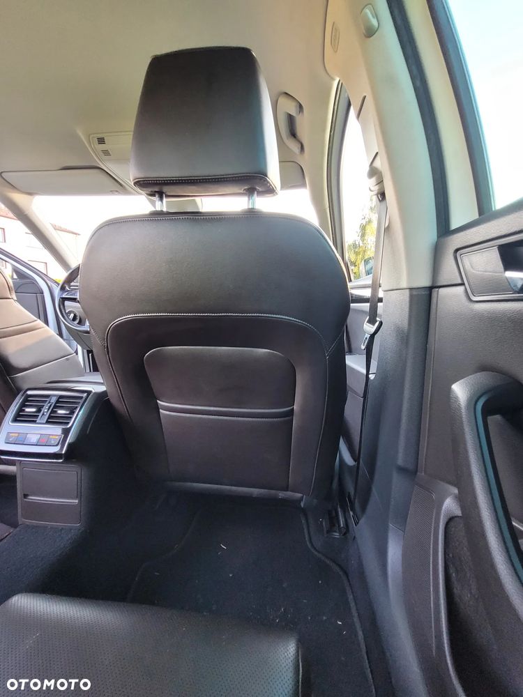 Skoda Superb 2.0 TDI L&K - 14