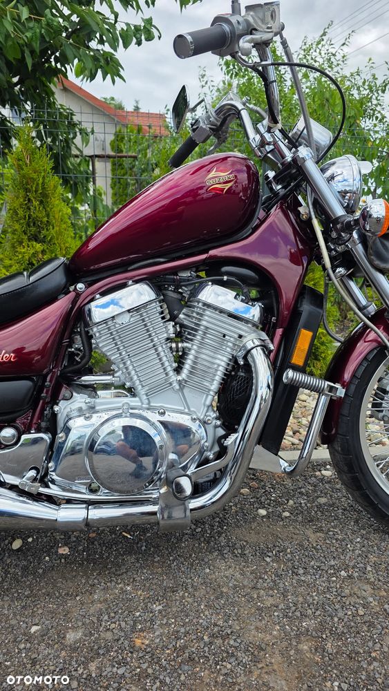 Suzuki Intruder - 2
