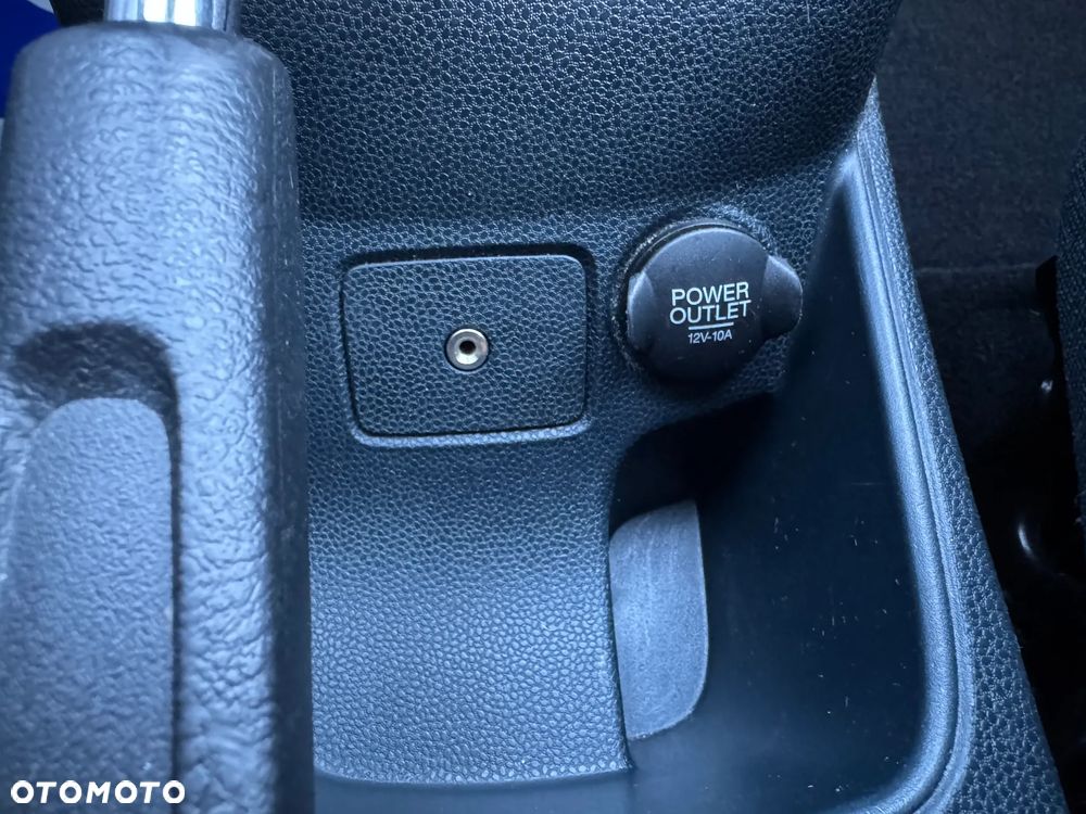 Ford Fiesta 1.25 Celebration - 24