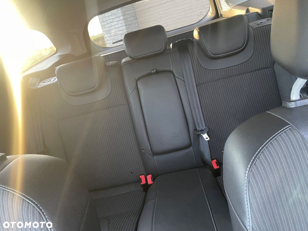 Ford Focus - 8