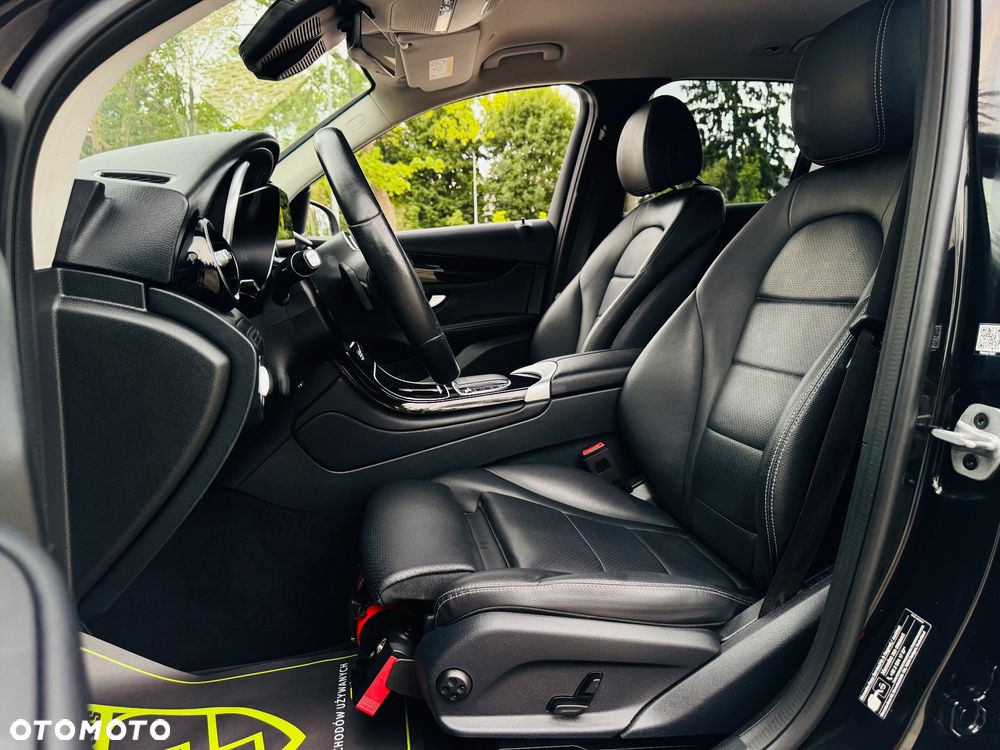 Mercedes-Benz GLC 200 d 4Matic 9G-TRONIC Edition Avantgarde - 25