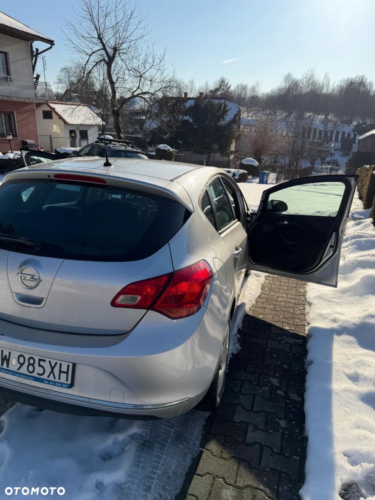 Opel Astra 1.6 CDTI Enjoy - 18