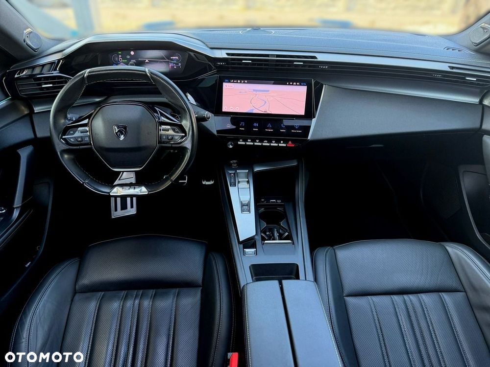 Peugeot 408 - 20
