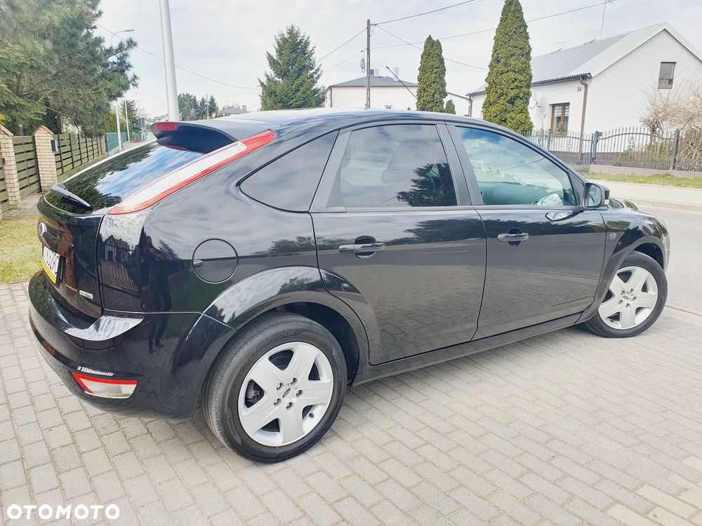 Ford Focus 1.8 Style - 24