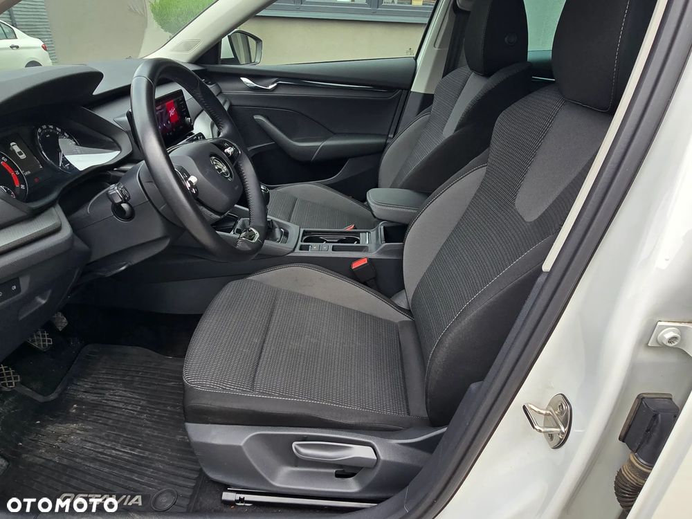 Skoda Octavia 1.5 TSI ACT Ambition - 9