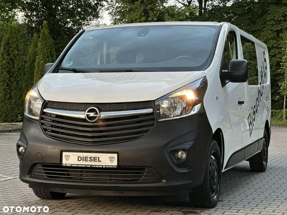 Opel Vivaro - 1
