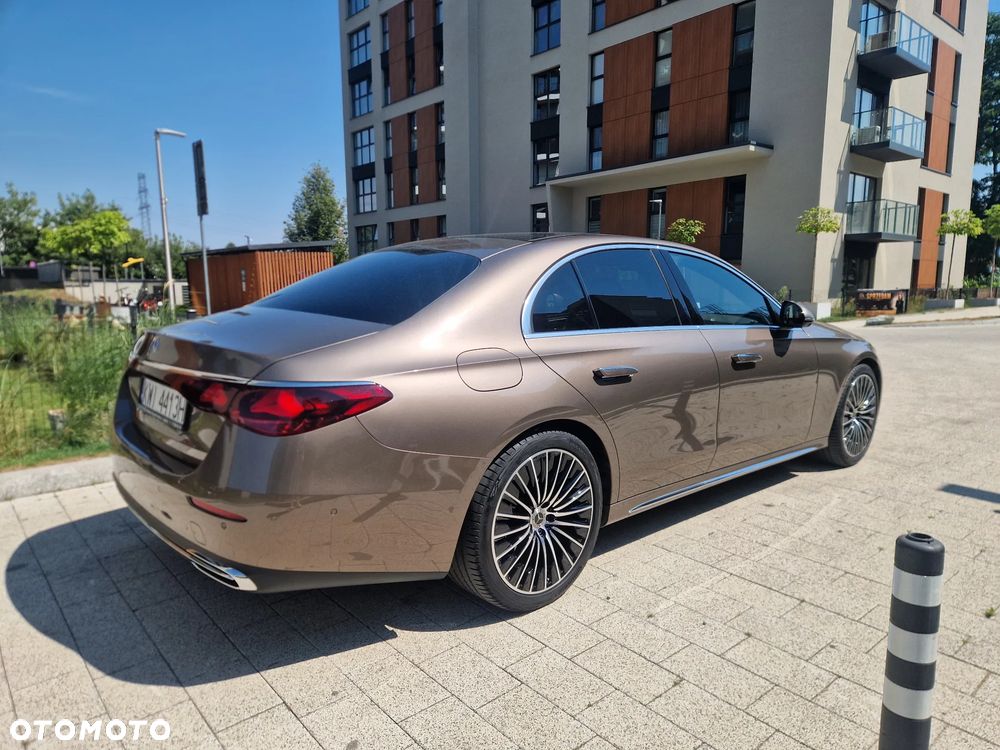 Mercedes-Benz Klasa E 220 d mHEV Exclusive 9G-Tronic - 8