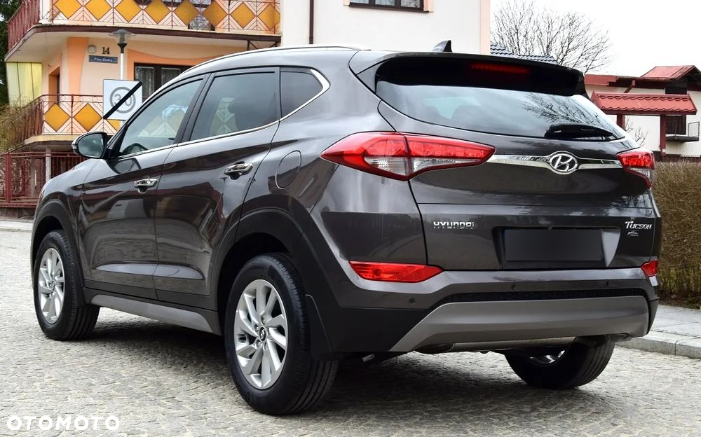 Hyundai Tucson 1.6 GDI BlueDrive Style 2WD - 22