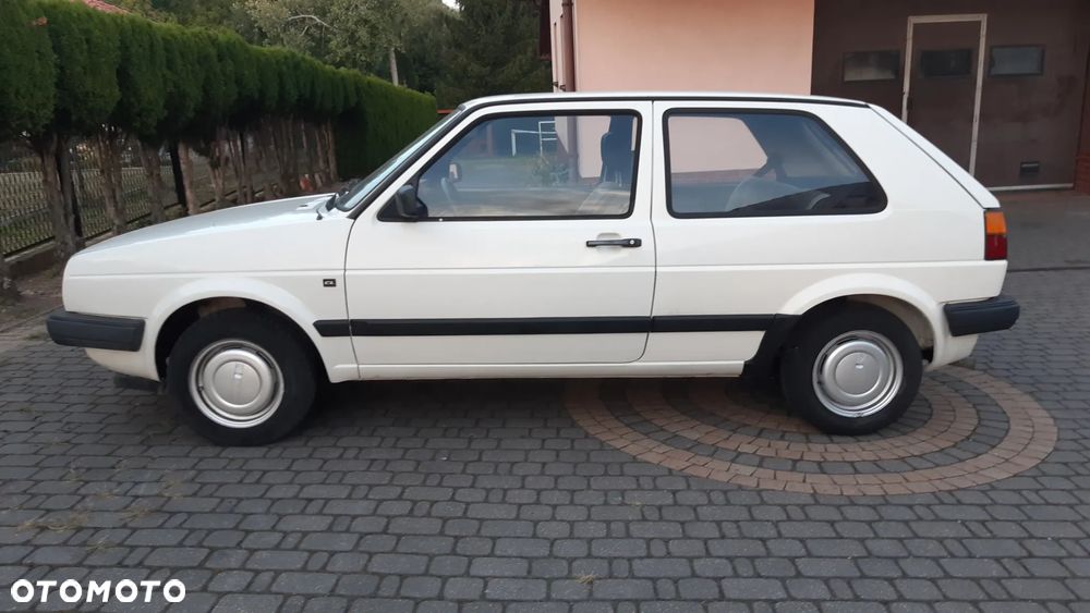 Volkswagen Golf - 16