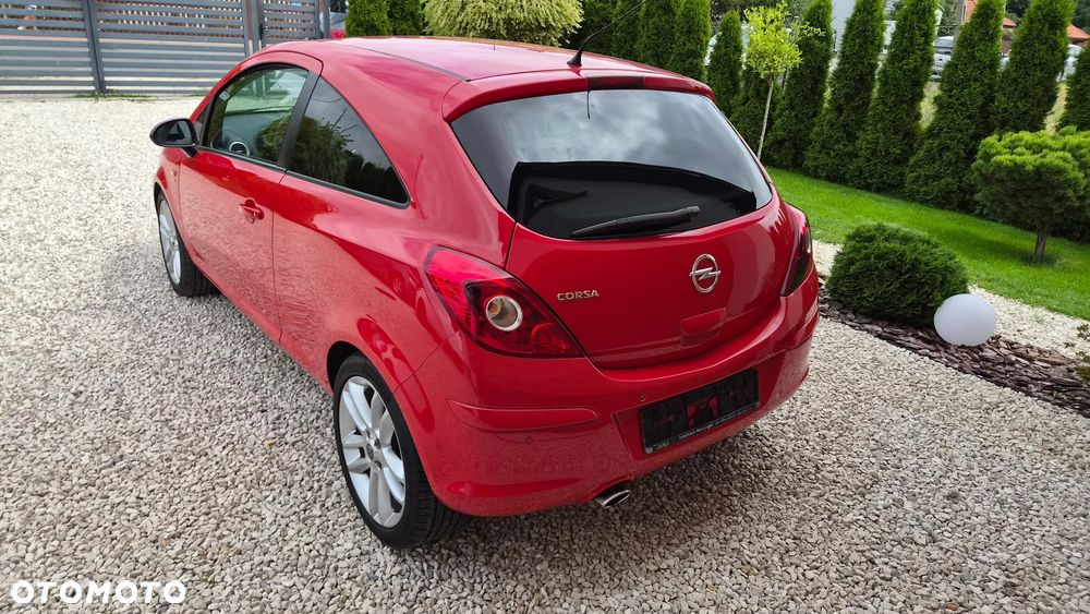 Opel Corsa 1.4 16V Energy - 8