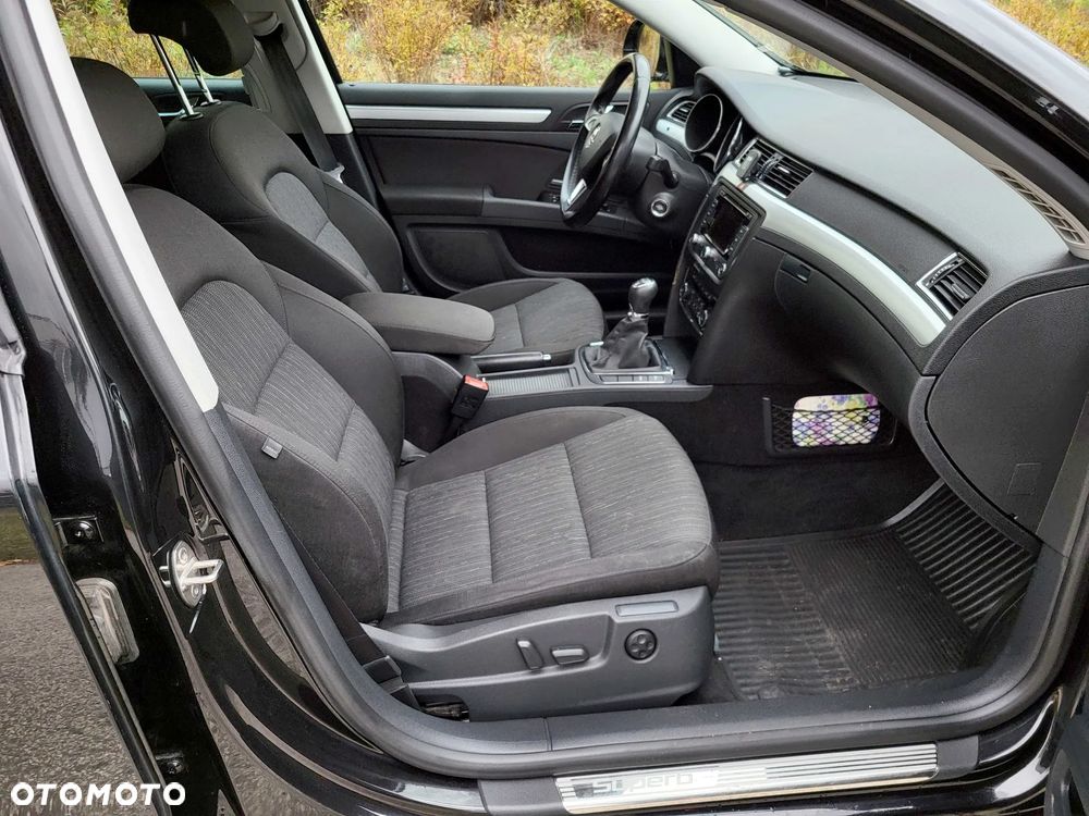 Skoda Superb 2.0 TDI Elegance - 20