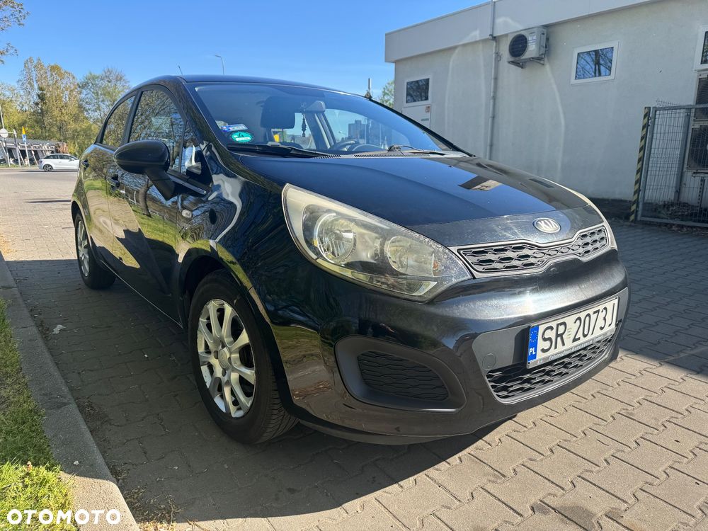 Kia Rio - 1
