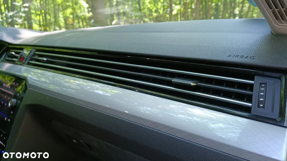 Volkswagen Passat 1.5 TSI EVO Business DSG - 32