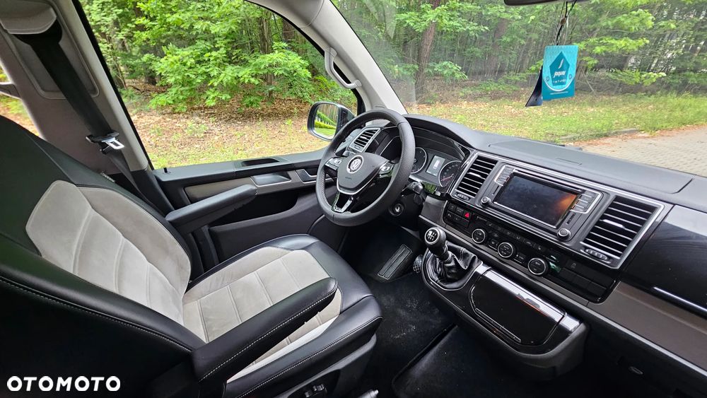 Volkswagen Multivan - 19