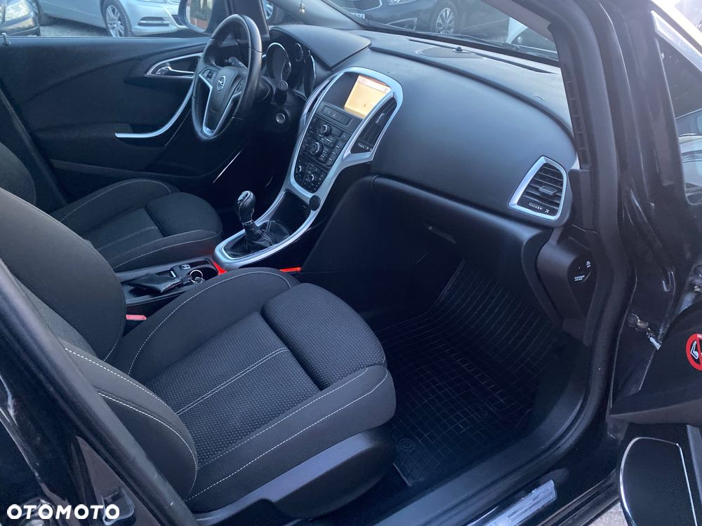 Opel Astra 1.4 Turbo Cosmo - 23