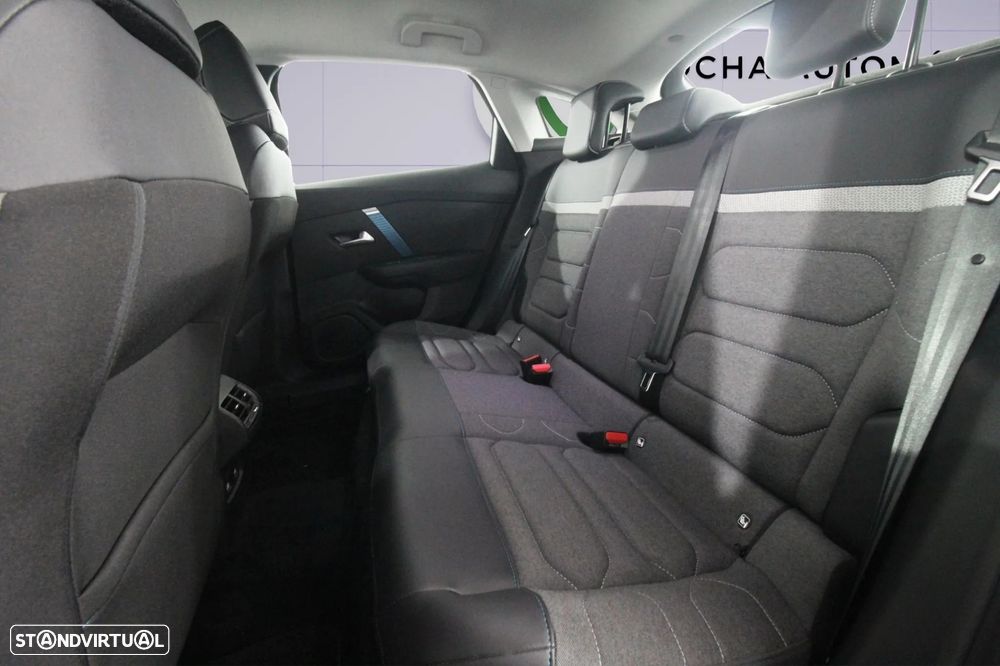 Citroën e-C4 50 kWh Shine - 10