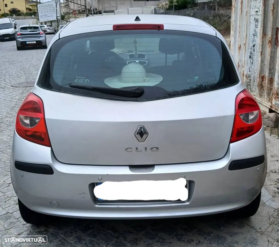 Renault Clio 1.2 16V Dynamique - 5