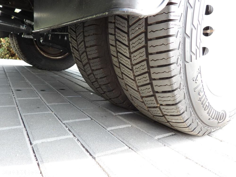 Iveco DAILY 70C17 CHŁODNIA 1*C WINDA 10 PALET ZASILANIE 230V TEMPOMAT KLIMATYZACJA PNEUMATYKA AUTOMAT HI-MATIC BLIŹNIACZE KOŁA  170KM - 27