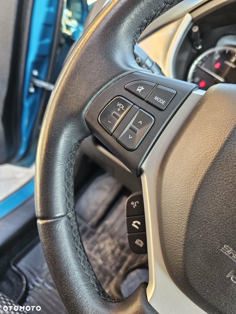 Suzuki Vitara 1.6 Premium 4WD - 23