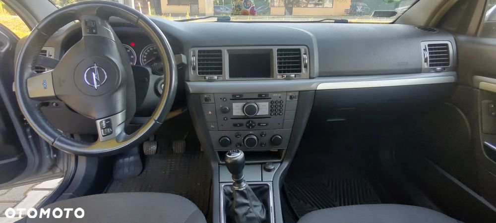 Opel Vectra 1.9 CDTI - 4