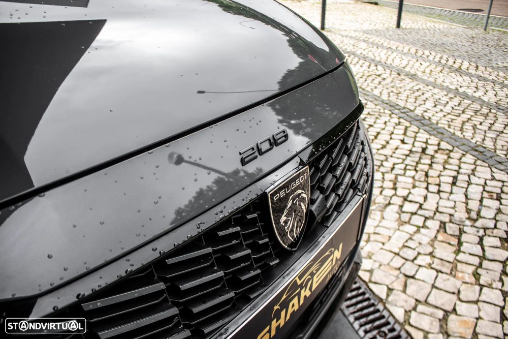 Peugeot 208 1.2 Hybrid GT e-DCS6 - 9