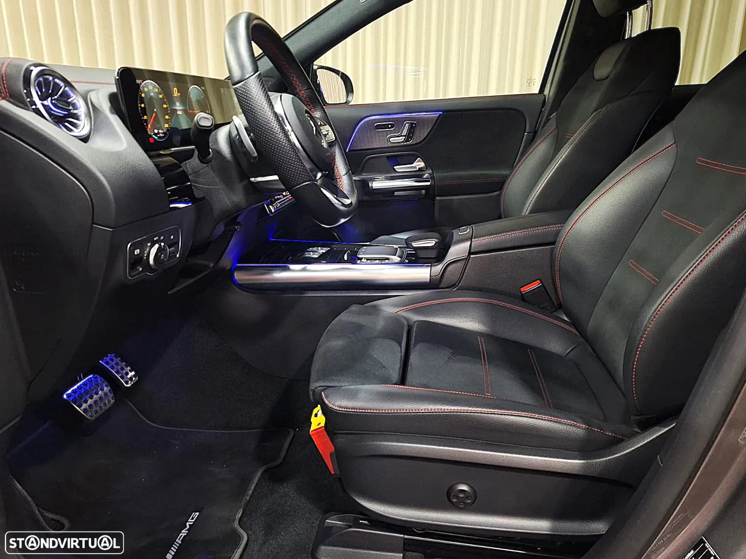 Mercedes-Benz EQA 300 4Matic AMG Line - 18