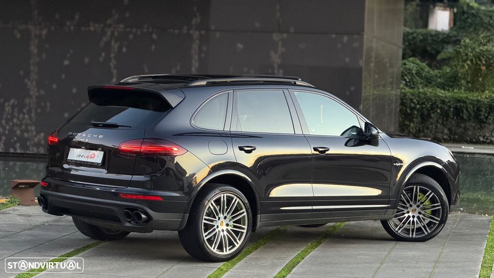 Porsche Cayenne S Hybrid Tiptronic S - 51