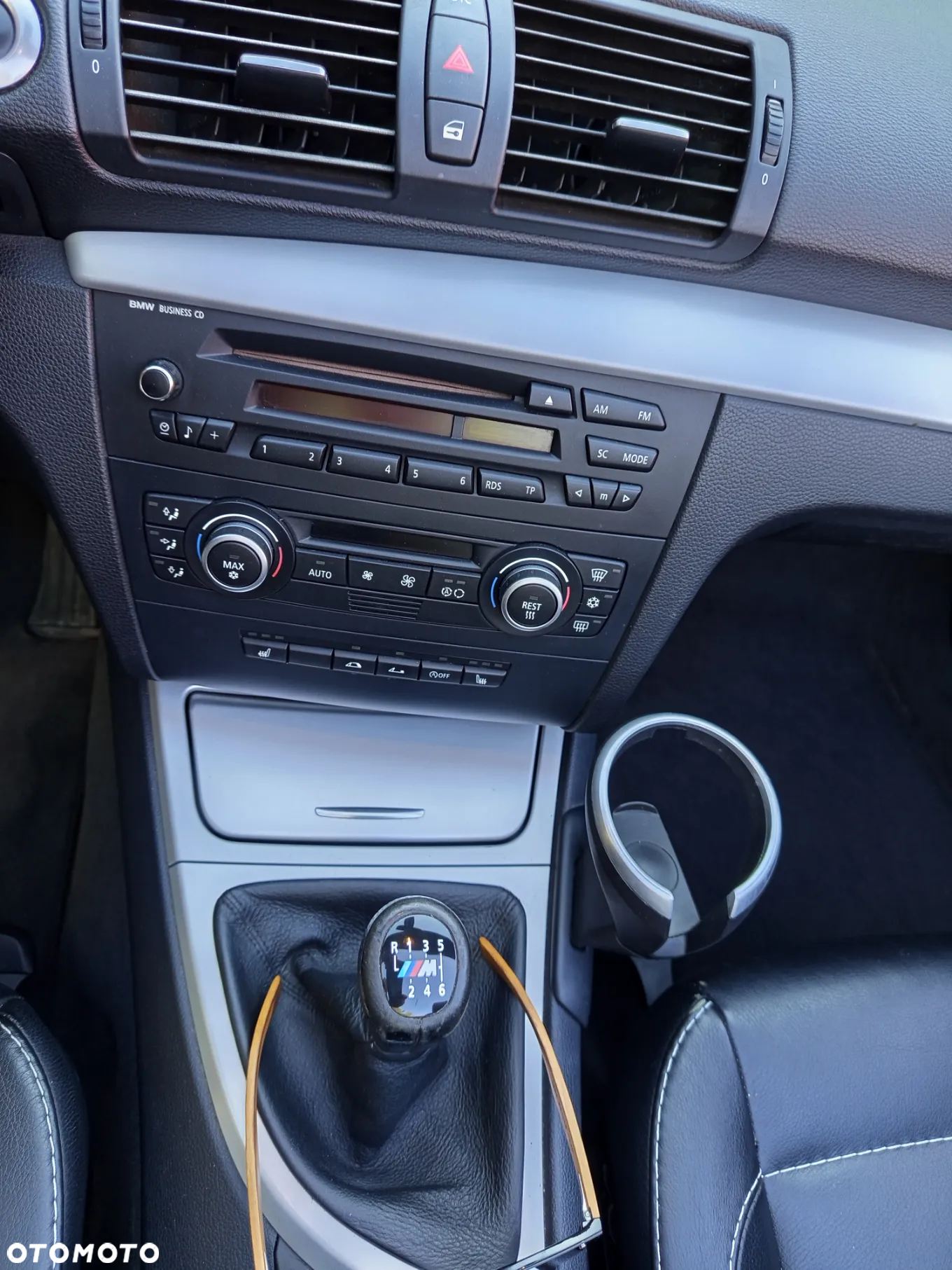 BMW Seria 1 118i - 30